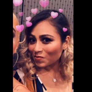 Meet your Posher, Brenda